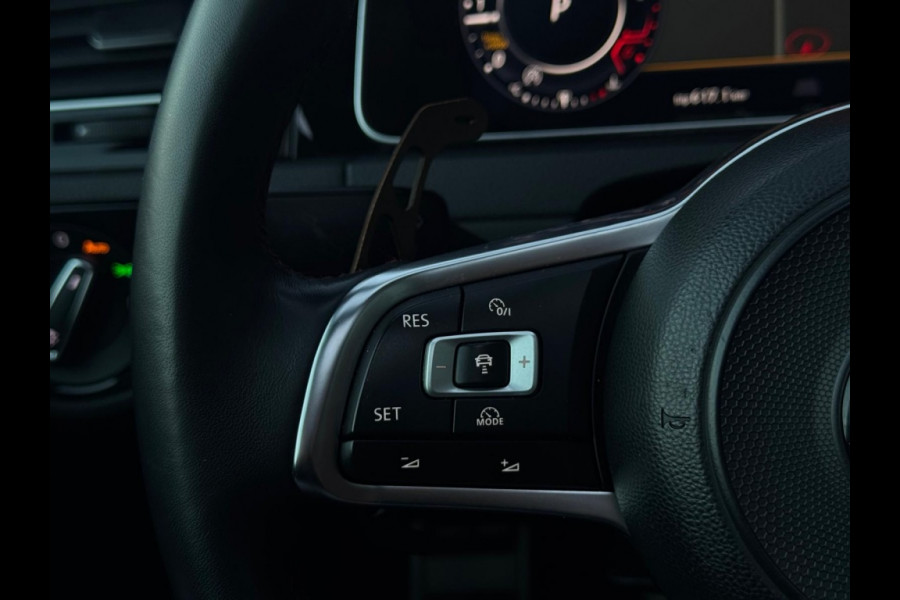 Volkswagen Golf 2.0 TDI GTD FULL PANO NAVI CAMERA APPLE CARPLAY SPORTVELGEN Volkswagen Golf 2.0 TDI GTD FULL PANO NAVI CAMERA APPLE CARPLAY SPORTVELGEN