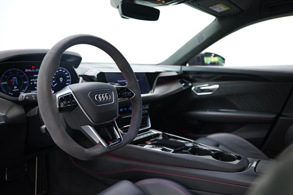 Audi e-tron GT RS 93 kWh |Full Carbon|Luchtvering|Vossen|Nightvision|HUD|B&O|Massage| Audi e-tron GT RS 93 kWh |Full Carbon|Luchtvering|Vossen|Nightvision|HUD|B&O|Massage|