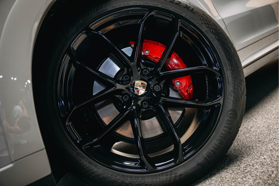 Porsche Cayenne Coupé 3.0 E-Hybrid | Sport Chrono | Bose | Stoelverwarming | Porsche Cayenne Coupé 3.0 E-Hybrid | Sport Chrono | Bose | Stoelverwarming |
