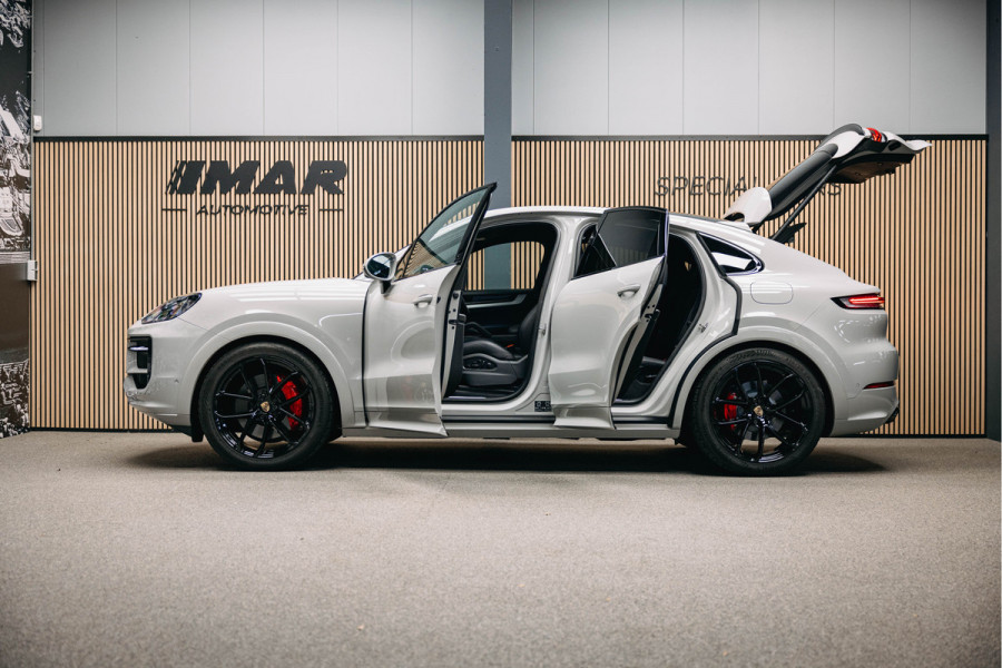 Porsche Cayenne Coupé 3.0 E-Hybrid | Sport Chrono | Bose | Stoelverwarming | Porsche Cayenne Coupé 3.0 E-Hybrid | Sport Chrono | Bose | Stoelverwarming |