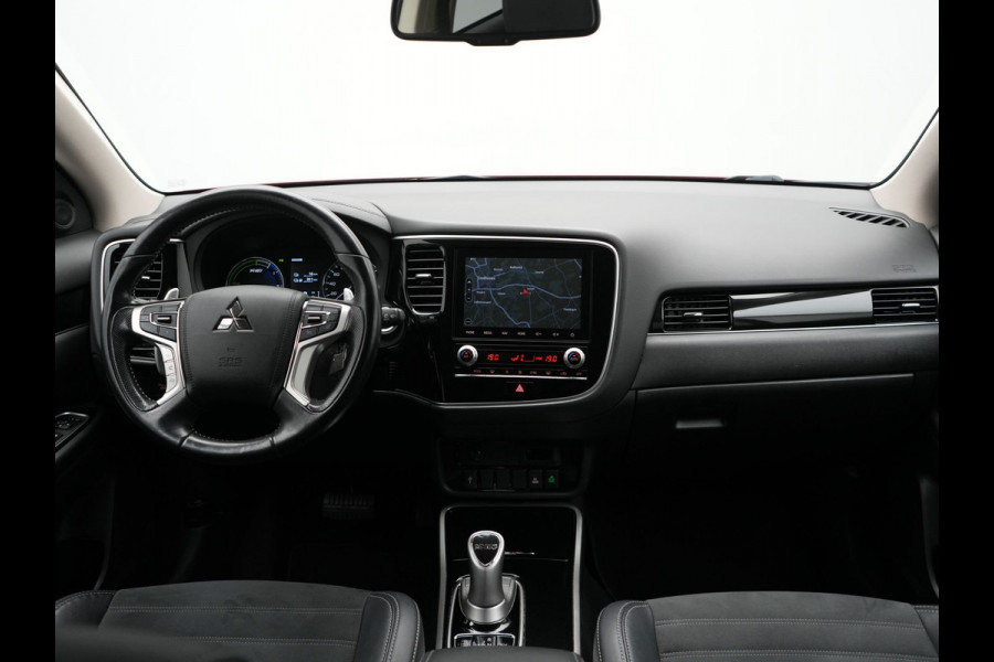 Mitsubishi Outlander 2.4 PHEV Intense Plug In Hybrid 225pk Dealer O.H PHEV | Trekhaak | Camera | Lederen Sportstoelen Verwarmd | Navigatie | Keyless | Android Auto | DAB | Mitsubishi Outlander 2.4 PHEV Intense Plug In Hybrid 225pk Dealer O.H PHEV | Trekhaak | Camera | Lederen Sportstoelen Verwarmd | Navigatie | Keyless | Android Auto | DAB |
