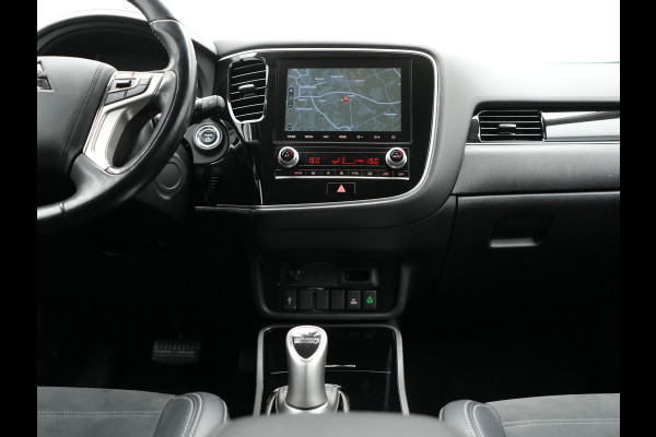 Mitsubishi Outlander 2.4 PHEV Intense Plug In Hybrid 225pk Dealer O.H PHEV | Trekhaak | Camera | Lederen Sportstoelen Verwarmd | Navigatie | Keyless | Android Auto | DAB | Mitsubishi Outlander 2.4 PHEV Intense Plug In Hybrid 225pk Dealer O.H PHEV | Trekhaak | Camera | Lederen Sportstoelen Verwarmd | Navigatie | Keyless | Android Auto | DAB |