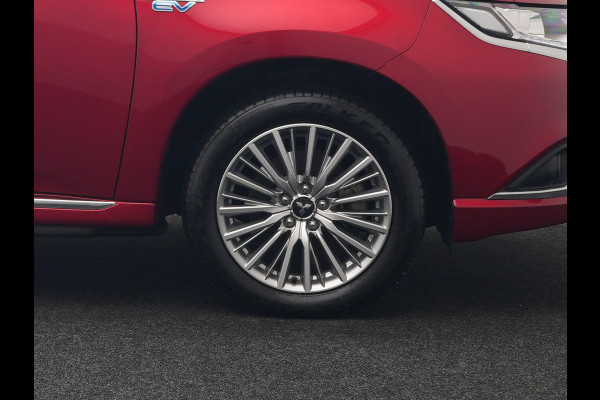 Mitsubishi Outlander 2.4 PHEV Intense Plug In Hybrid 225pk Dealer O.H PHEV | Trekhaak | Camera | Lederen Sportstoelen Verwarmd | Navigatie | Keyless | Android Auto | DAB | Mitsubishi Outlander 2.4 PHEV Intense Plug In Hybrid 225pk Dealer O.H PHEV | Trekhaak | Camera | Lederen Sportstoelen Verwarmd | Navigatie | Keyless | Android Auto | DAB |