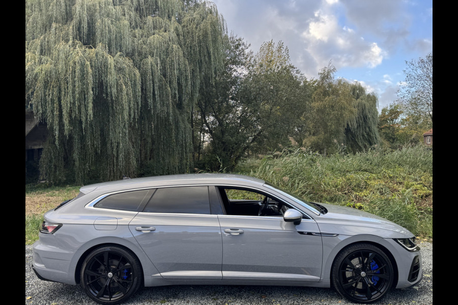 Volkswagen Arteon R Shooting Brake 4Motion 2.0 TSI 320PK LEDER | VIRTUAL | STUURVERW. Volkswagen Arteon R Shooting Brake 4Motion 2.0 TSI 320PK LEDER | VIRTUAL | STUURVERW.