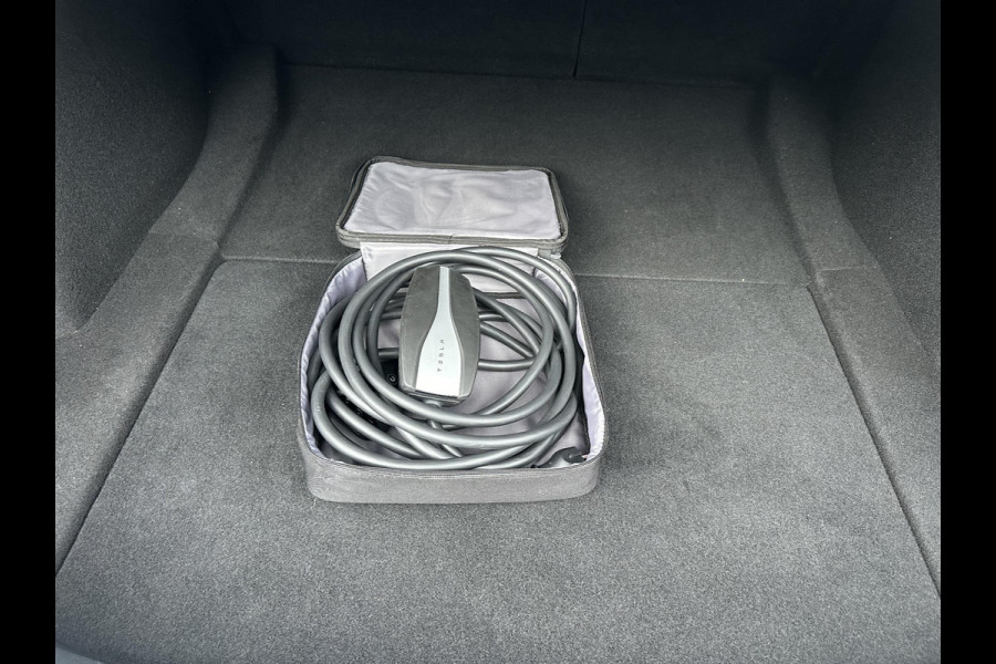 Tesla Model 3 Standard RWD Plus 60 kWh WARMTEPOMP| TESLA GARANTIE VOLLEDIG T/M 06-2027/80.000KM | AANDRIJFLIJN EN ACCU T/M 06-2031/192.000KM|