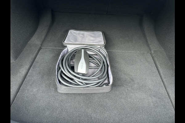 Tesla Model 3 Standard RWD Plus 60 kWh WARMTEPOMP| TESLA GARANTIE VOLLEDIG T/M 06-2027/80.000KM | AANDRIJFLIJN EN ACCU T/M 06-2031/192.000KM|