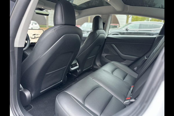 Tesla Model 3 Standard RWD Plus 60 kWh WARMTEPOMP| TESLA GARANTIE VOLLEDIG T/M 06-2027/80.000KM | AANDRIJFLIJN EN ACCU T/M 06-2031/192.000KM|