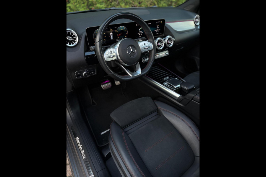 Mercedes-Benz B-Klasse B200 AMG Line Premium Plus Mercedes-Benz B-Klasse B200 AMG Line Premium Plus