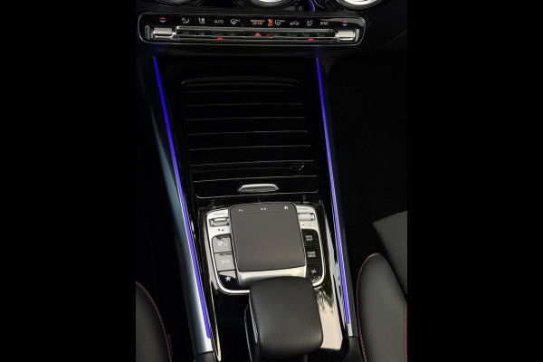 Mercedes-Benz B-Klasse B200 AMG Line Premium Plus Mercedes-Benz B-Klasse B200 AMG Line Premium Plus