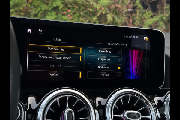 Mercedes-Benz B-Klasse B200 AMG Line Premium Plus Mercedes-Benz B-Klasse B200 AMG Line Premium Plus