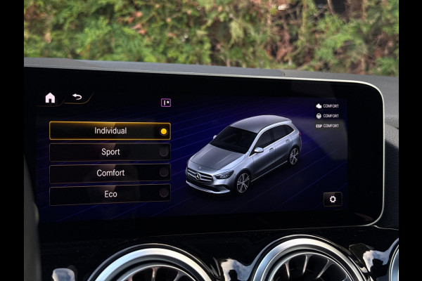 Mercedes-Benz B-Klasse B200 AMG Line Premium Plus Mercedes-Benz B-Klasse B200 AMG Line Premium Plus