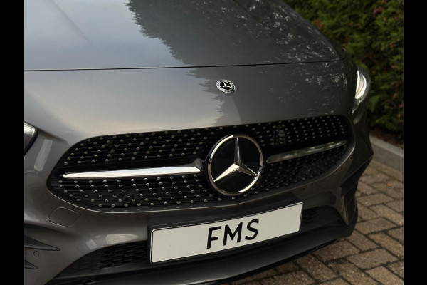 Mercedes-Benz B-Klasse B200 AMG Line Premium Plus Mercedes-Benz B-Klasse B200 AMG Line Premium Plus