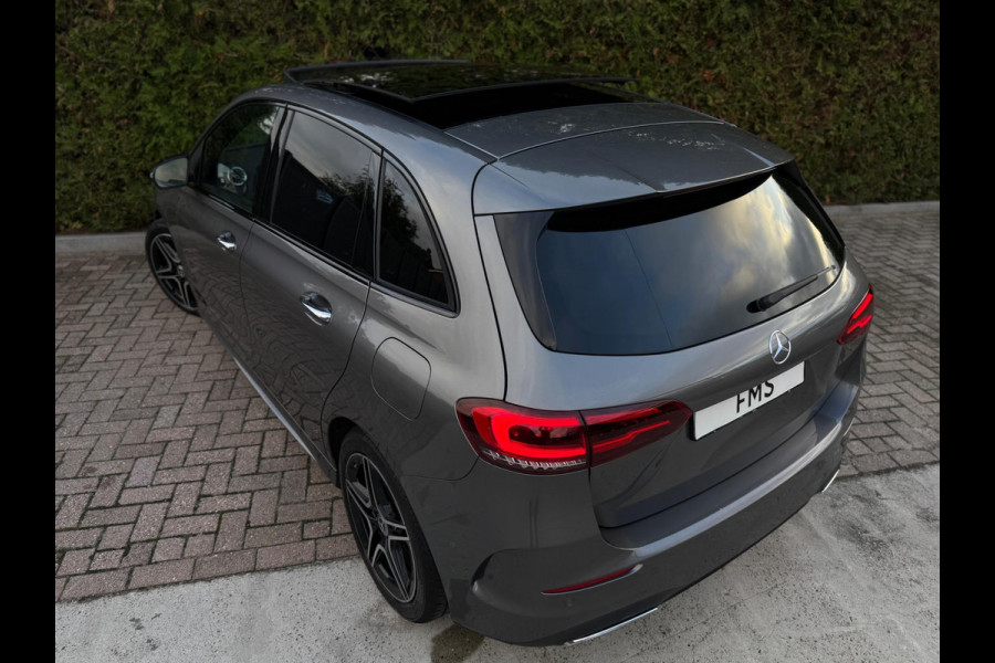 Mercedes-Benz B-Klasse B200 AMG Line Premium Plus Mercedes-Benz B-Klasse B200 AMG Line Premium Plus
