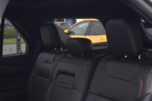 Ford Explorer 3.0 V6 EcoBoost PHEV ST-Line 457pk | Adaptieve Cruise | 2.500kg Trekgewicht | Afneembare Trekhaak | Winterpack | Full Led