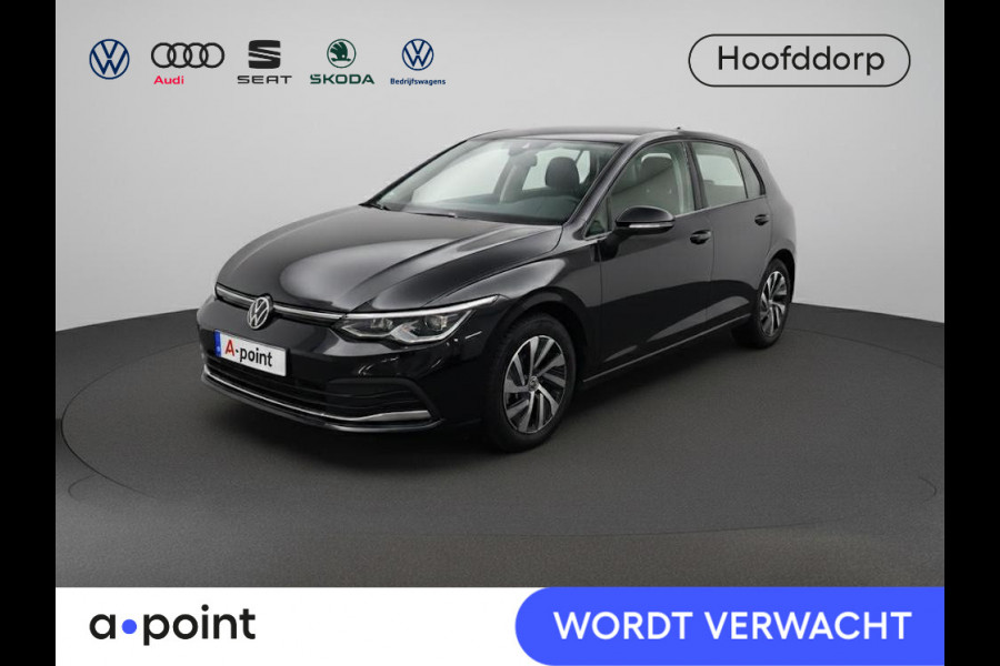 Volkswagen Golf 1.4 eHybrid Style 204 pk Automaat (DSG) | Navigatie | Parkeersensoren | Autom. airco (3 zones) | Stoelverwarming | LED koplampen | Volkswagen Golf 1.4 eHybrid Style 204 pk Automaat (DSG) | Navigatie | Parkeersensoren | Autom. airco (3 zones) | Stoelverwarming | LED koplampen |