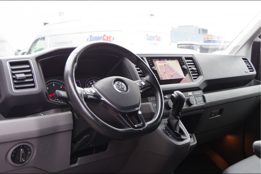 Volkswagen Crafter 35 2.0 TDI L3H2 177PK AUT. LED, TREKHAAK, LEDER, ADAPT. CRUISE, CAMERA, STUUR VERWARMING, VOORRUIT VERWARMING, GLASSLOOK, NL AUT