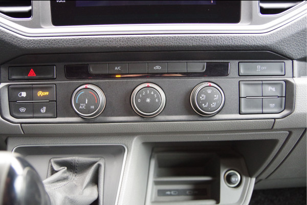 Volkswagen Crafter 35 2.0 TDI L3H2 177PK AUT. LED, TREKHAAK, LEDER, ADAPT. CRUISE, CAMERA, STUUR VERWARMING, VOORRUIT VERWARMING, GLASSLOOK, NL AUT