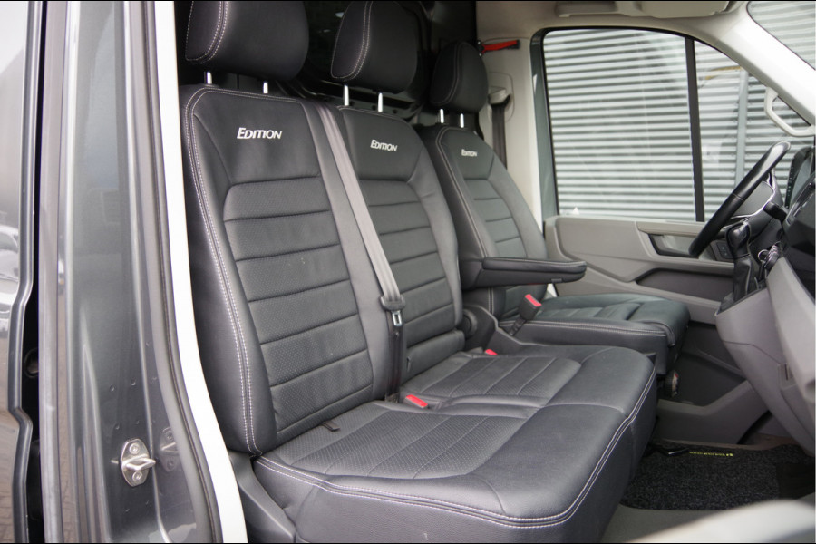 Volkswagen Crafter 35 2.0 TDI L3H2 177PK AUT. LED, TREKHAAK, LEDER, ADAPT. CRUISE, CAMERA, STUUR VERWARMING, VOORRUIT VERWARMING, GLASSLOOK, NL AUT