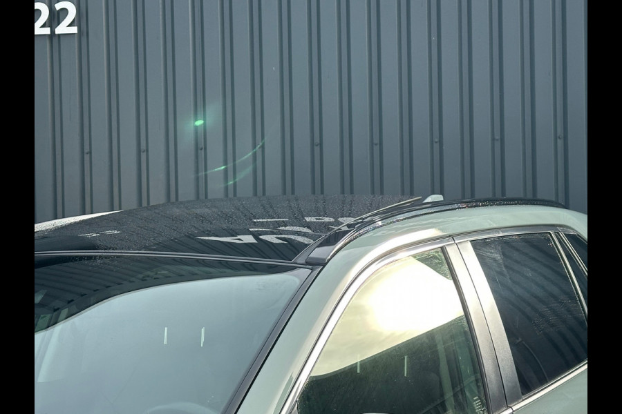 Toyota RAV4 2.5 Hybrid Executive 360 cam / Pano/ Leer/ Toyota RAV4 2.5 Hybrid Executive 360 cam / Pano/ Leer/