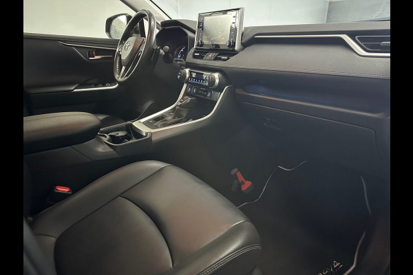 Toyota RAV4 2.5 Hybrid Executive 360 cam / Pano/ Leer/ Toyota RAV4 2.5 Hybrid Executive 360 cam / Pano/ Leer/