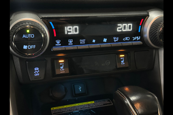 Toyota RAV4 2.5 Hybrid Executive 360 cam / Pano/ Leer/ Toyota RAV4 2.5 Hybrid Executive 360 cam / Pano/ Leer/