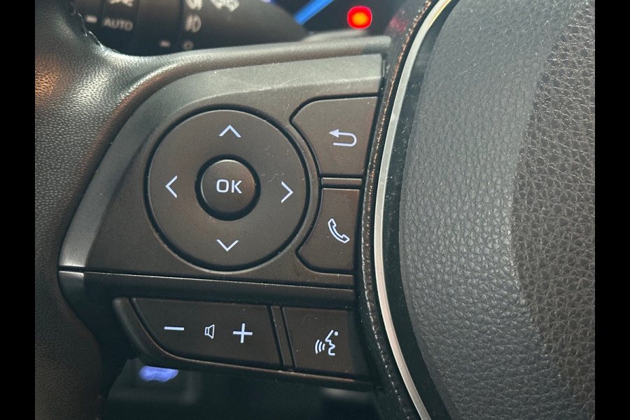 Toyota RAV4 2.5 Hybrid Executive 360 cam / Pano/ Leer/ Toyota RAV4 2.5 Hybrid Executive 360 cam / Pano/ Leer/