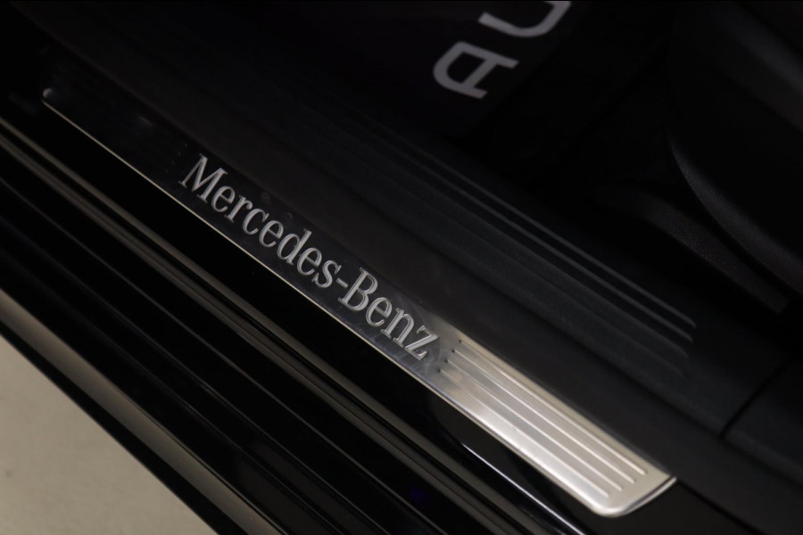 Mercedes-Benz A-Klasse 200 Launch Edition Premium Plus /NAP/ PANO/KEYLESS/BURM/ACC/CAM/VOL Mercedes-Benz A-Klasse 200 Launch Edition Premium Plus /NAP/ PANO/KEYLESS/BURM/ACC/CAM/VOL