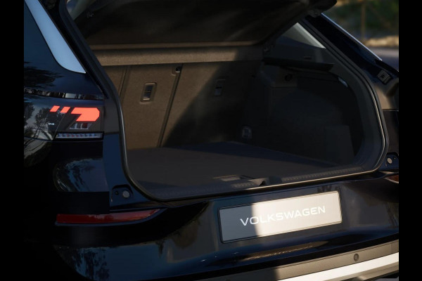 Volkswagen T-Roc Style First Edition 1.5 eTSI 85 kW / 116 PK SUV 7 | Assistance Pakket | Trekhaak | Elek. achterklep |  Velgen 'Vancouver', 19 inch lichtmetaal