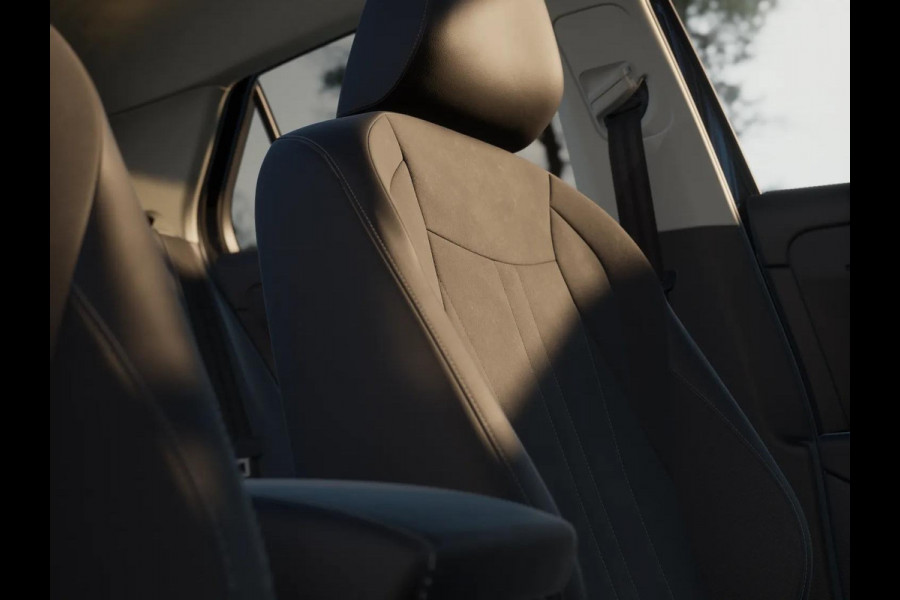 Volkswagen T-Roc Style First Edition 1.5 eTSI 85 kW / 116 PK SUV 7 | Assistance Pakket | Trekhaak | Elek. achterklep |  Velgen 'Vancouver', 19 inch lichtmetaal