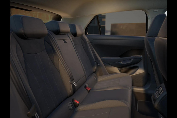 Volkswagen T-Roc Style First Edition 1.5 eTSI 85 kW / 116 PK SUV 7 | Assistance Pakket | Trekhaak | Elek. achterklep |  Velgen 'Vancouver', 19 inch lichtmetaal