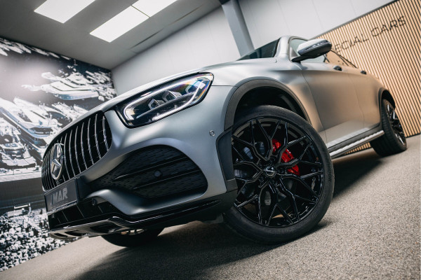 Mercedes-Benz GLC Coupé 300e 4MATIC Business Solution AMG | Grijs matte | Trekhaak | Stoelverwarming voor & achter | Mercedes-Benz GLC Coupé 300e 4MATIC Business Solution AMG | Grijs matte | Trekhaak | Stoelverwarming voor & achter |
