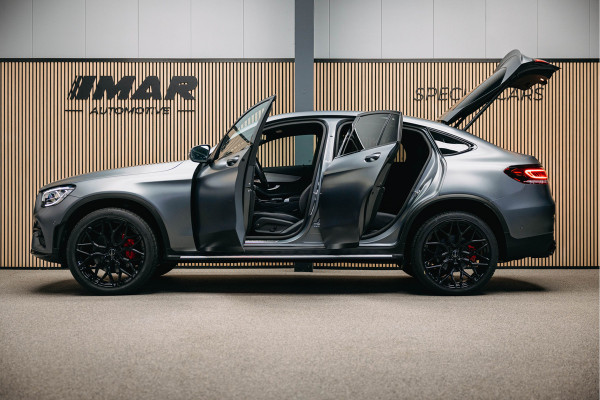 Mercedes-Benz GLC Coupé 300e 4MATIC Business Solution AMG | Grijs matte | Trekhaak | Stoelverwarming voor & achter | Mercedes-Benz GLC Coupé 300e 4MATIC Business Solution AMG | Grijs matte | Trekhaak | Stoelverwarming voor & achter |