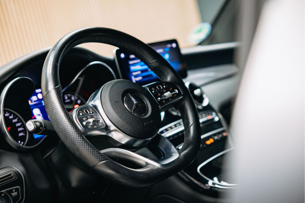 Mercedes-Benz GLC Coupé 300e 4MATIC Business Solution AMG | Grijs matte | Trekhaak | Stoelverwarming voor & achter | Mercedes-Benz GLC Coupé 300e 4MATIC Business Solution AMG | Grijs matte | Trekhaak | Stoelverwarming voor & achter |