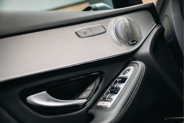 Mercedes-Benz GLC Coupé 300e 4MATIC Business Solution AMG | Grijs matte | Trekhaak | Stoelverwarming voor & achter | Mercedes-Benz GLC Coupé 300e 4MATIC Business Solution AMG | Grijs matte | Trekhaak | Stoelverwarming voor & achter |