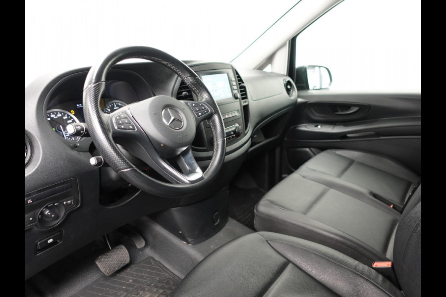 Mercedes-Benz Vito 114 CDI Lang Automaat Navigatie Airco Bluetooth Camera Trekhaak Mercedes-Benz Vito 114 CDI Lang Automaat Navigatie Airco Bluetooth Camera Trekhaak