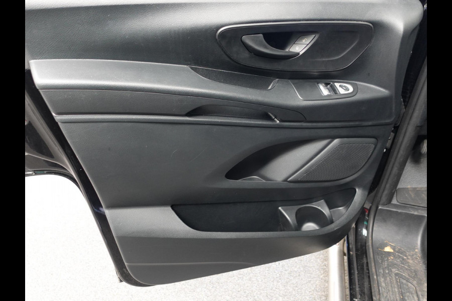 Mercedes-Benz Vito 114 CDI Lang Automaat Navigatie Airco Bluetooth Camera Trekhaak Mercedes-Benz Vito 114 CDI Lang Automaat Navigatie Airco Bluetooth Camera Trekhaak