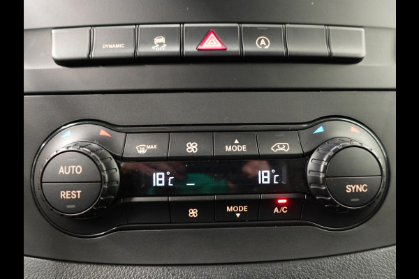 Mercedes-Benz Vito 114 CDI Lang Automaat Navigatie Airco Bluetooth Camera Trekhaak Mercedes-Benz Vito 114 CDI Lang Automaat Navigatie Airco Bluetooth Camera Trekhaak