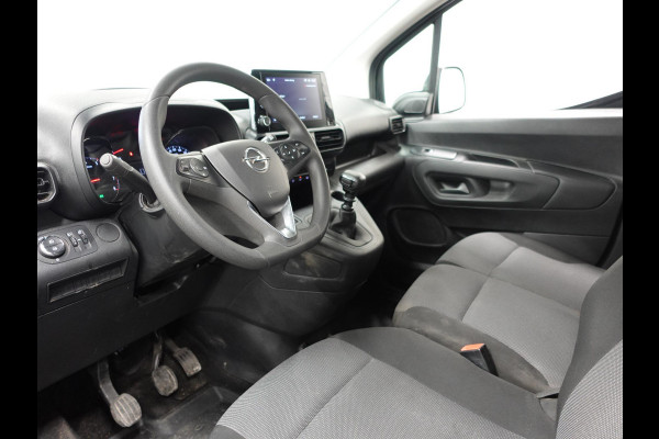Opel Combo 1.5D L1H1 Edition 3-zits Airco Navigatie  Trekhaak parkeersensoren Opel Combo 1.5D L1H1 Edition 3-zits Airco Navigatie  Trekhaak parkeersensoren