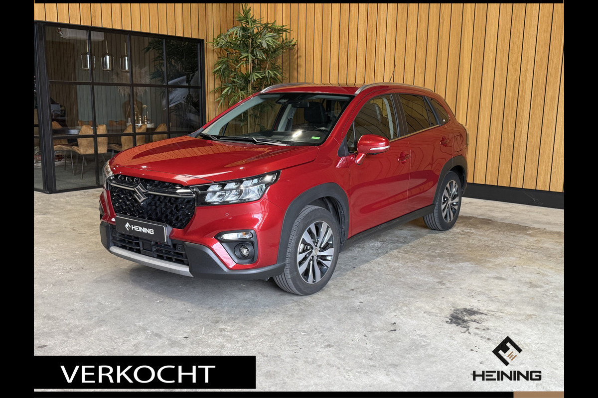 Suzuki S-Cross 1.5 Hybrid Style.Automaat. Panoramadak. Trekhaak. Rondom camera. Hollandse Auto met NAP Suzuki S-Cross 1.5 Hybrid Style.Automaat. Panoramadak. Trekhaak. Rondom camera. Hollandse Auto met NAP
