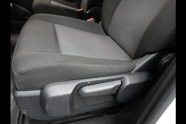 Opel Vivaro 2.0 CDTI L3H1 145PK Dubbele Cabine Edition Airco Navigatie Trekhaak Carplay Opel Vivaro 2.0 CDTI L3H1 145PK Dubbele Cabine Edition Airco Navigatie Trekhaak Carplay
