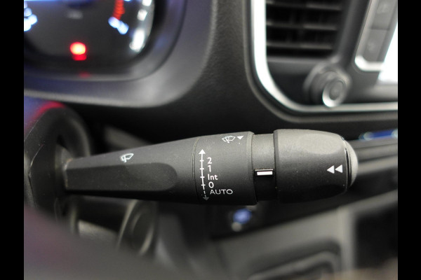 Opel Vivaro 2.0 CDTI L3H1 145PK Dubbele Cabine Edition Airco Navigatie Trekhaak Carplay Opel Vivaro 2.0 CDTI L3H1 145PK Dubbele Cabine Edition Airco Navigatie Trekhaak Carplay