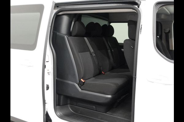 Opel Vivaro 2.0 CDTI L3H1 145PK Dubbele Cabine Edition Airco Navigatie Trekhaak Carplay Opel Vivaro 2.0 CDTI L3H1 145PK Dubbele Cabine Edition Airco Navigatie Trekhaak Carplay