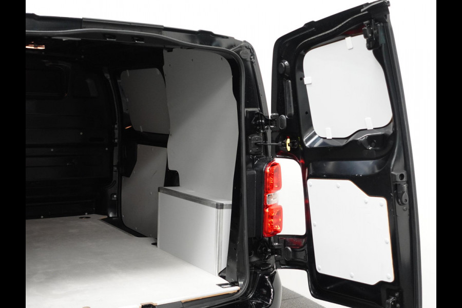 Peugeot Expert 100pk L2H1 Premium Apple Carplay / Android Auto Cruise control Airco DAB+ 3zits Lichtmetalen velgen