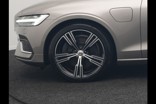 Volvo V60 T8 Twin Engine AWD Inscription Plug In Hybrid 390pk Dealer O.H. PHEV | Trekhaak Af Fabriek | Panodak | Adaptive Cruise | Head Up | Harman & Kardon | Lederen Sportstoelen Memory & Verwarmd | Blis | Pilot Assist | Spotify | Navigatie | Virtual | DAB | Volvo V60 T8 Twin Engine AWD Inscription Plug In Hybrid 390pk Dealer O.H. PHEV | Trekhaak Af Fabriek | Panodak | Adaptive Cruise | Head Up | Harman & Kardon | Lederen Sportstoelen Memory & Verwarmd | Blis | Pilot Assist | Spotify | Navigatie | Virtual | DAB |