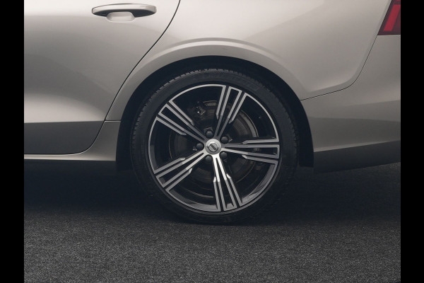 Volvo V60 T8 Twin Engine AWD Inscription Plug In Hybrid 390pk Dealer O.H. PHEV | Trekhaak Af Fabriek | Panodak | Adaptive Cruise | Head Up | Harman & Kardon | Lederen Sportstoelen Memory & Verwarmd | Blis | Pilot Assist | Spotify | Navigatie | Virtual | DAB | Volvo V60 T8 Twin Engine AWD Inscription Plug In Hybrid 390pk Dealer O.H. PHEV | Trekhaak Af Fabriek | Panodak | Adaptive Cruise | Head Up | Harman & Kardon | Lederen Sportstoelen Memory & Verwarmd | Blis | Pilot Assist | Spotify | Navigatie | Virtual | DAB |