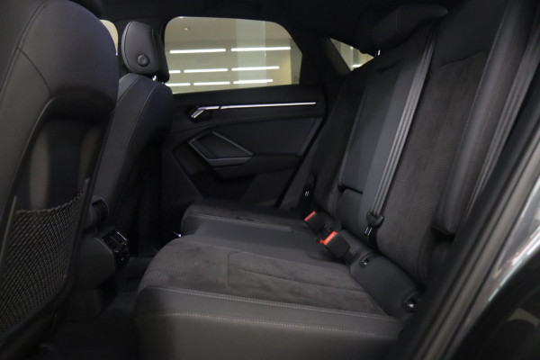 Audi Q3 Sportback 45 TFSI e S Edition PANO/B&O/360CAM/BLINDES/KEYLES/VOL Audi Q3 Sportback 45 TFSI e S Edition PANO/B&O/360CAM/BLINDES/KEYLES/VOL