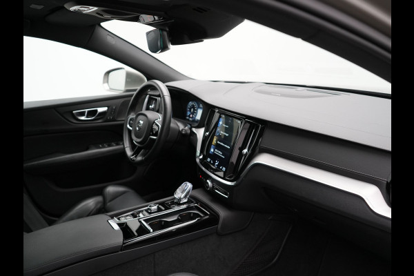 Volvo V60 T8 Twin Engine AWD Inscription Plug In Hybrid 390pk Dealer O.H. PHEV | Trekhaak Af Fabriek | Panodak | Adaptive Cruise | Head Up | Harman & Kardon | Lederen Sportstoelen Memory & Verwarmd | Blis | Pilot Assist | Spotify | Navigatie | Virtual | DAB | Volvo V60 T8 Twin Engine AWD Inscription Plug In Hybrid 390pk Dealer O.H. PHEV | Trekhaak Af Fabriek | Panodak | Adaptive Cruise | Head Up | Harman & Kardon | Lederen Sportstoelen Memory & Verwarmd | Blis | Pilot Assist | Spotify | Navigatie | Virtual | DAB |