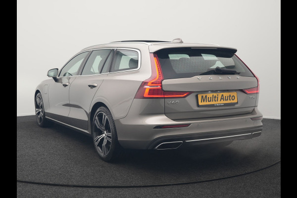 Volvo V60 T8 Twin Engine AWD Inscription Plug In Hybrid 390pk Dealer O.H. PHEV | Trekhaak Af Fabriek | Panodak | Adaptive Cruise | Head Up | Harman & Kardon | Lederen Sportstoelen Memory & Verwarmd | Blis | Pilot Assist | Spotify | Navigatie | Virtual | DAB | Volvo V60 T8 Twin Engine AWD Inscription Plug In Hybrid 390pk Dealer O.H. PHEV | Trekhaak Af Fabriek | Panodak | Adaptive Cruise | Head Up | Harman & Kardon | Lederen Sportstoelen Memory & Verwarmd | Blis | Pilot Assist | Spotify | Navigatie | Virtual | DAB |