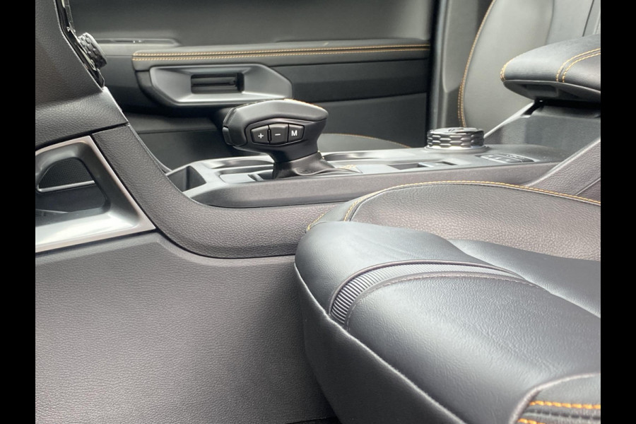 Ford Ranger 2.3 PHEV Wildtrak Double Cab 281pk | 0,99% Renteactie | SCI | 5 persoons! | Technology Pack Plus Trailer | Cargo Area Pack | Power Rollertop | Prijs excl. BTW incl. BPM | laadkabel mode 3 16A | Rijklaar