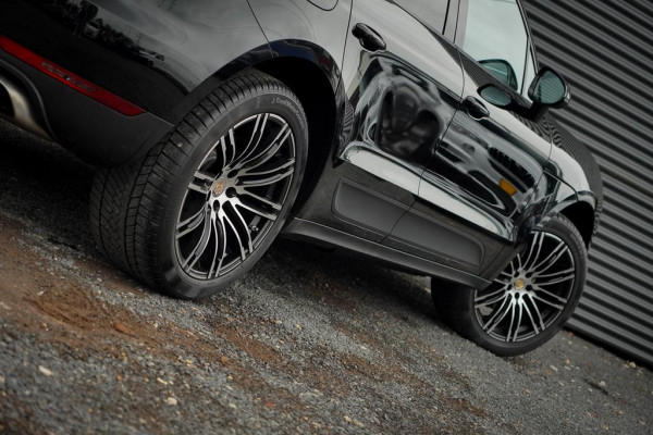Porsche Macan 2.0 / Panoramadak / Incl BTW / 20''  / Stoelverwarming